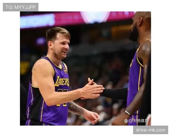 凯泽球员控球能力亮眼，助球队豪取连胜状态持续攀升