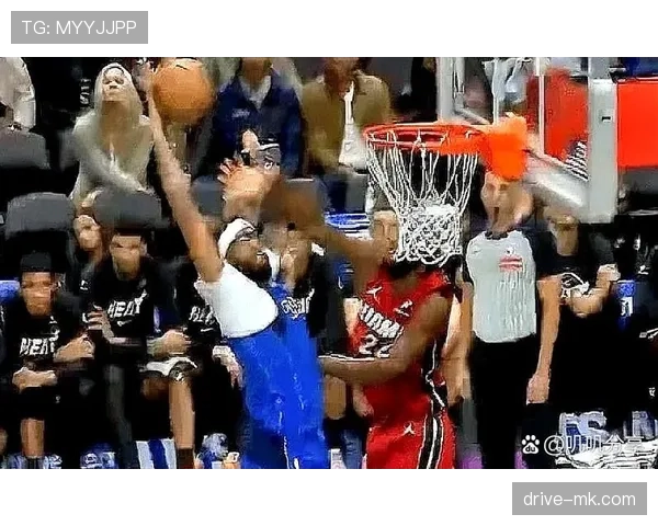 安东尼·戴维斯高效挡拆制造错位提升湖人内线得分率