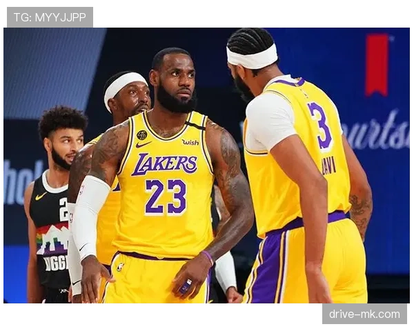 保罗·班切罗突破效率提升显著助力球队关键时刻得分爆发